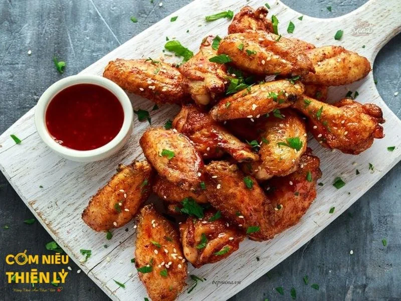  Từng miếng gà săn chắc, đậm vị sẽ là lựa chọn tuyệt vời cho bữa cơm gia đình