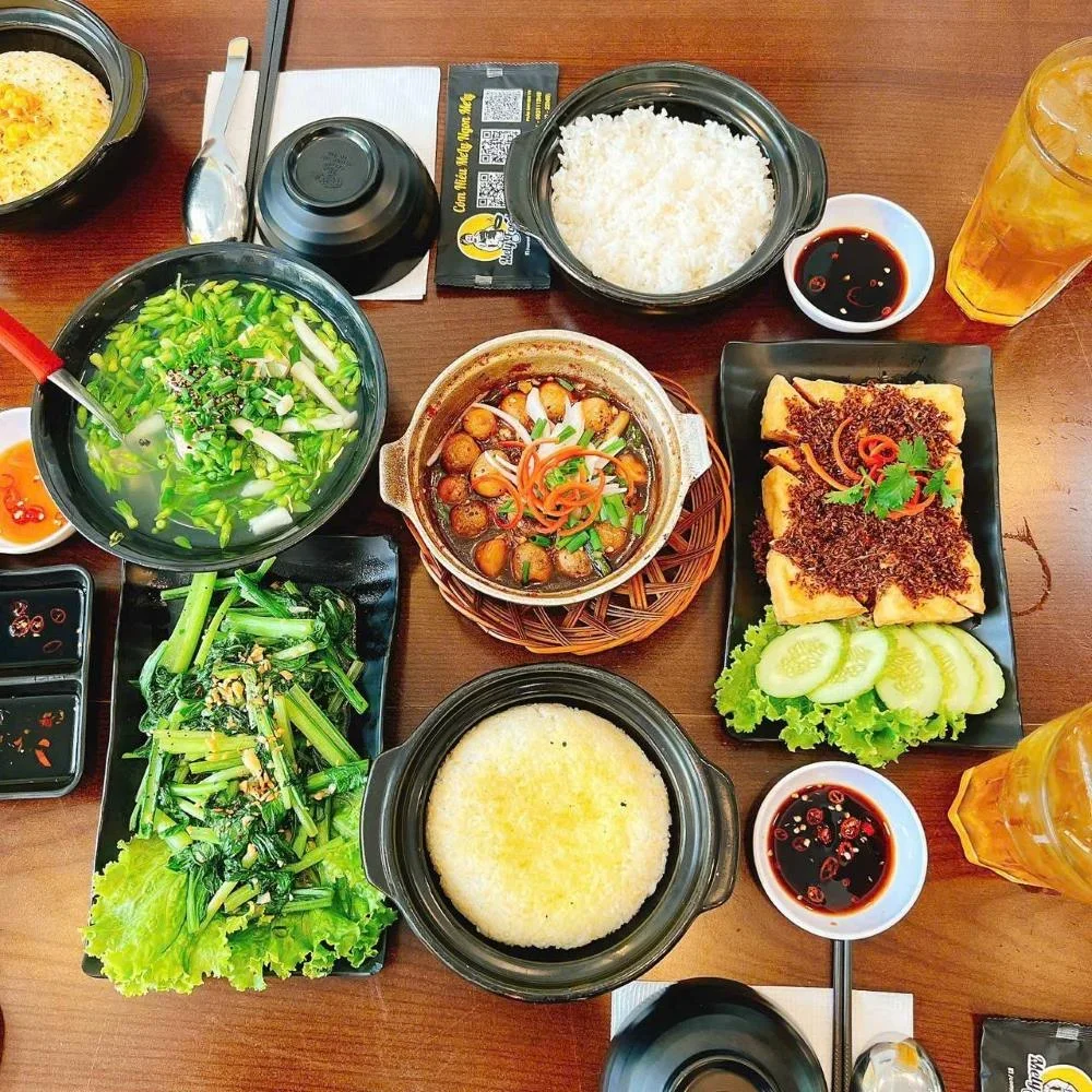 MelyFood Hàm Nghi là một địa điểm lý tưởng để thưởng thức những món ăn ngon 