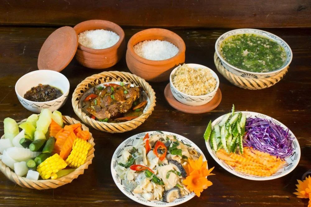 Thưởng thức hương vị ẩm thực đồng quê tại nhà hàng Cơm niêu cá kho tộ Làng Tre 5