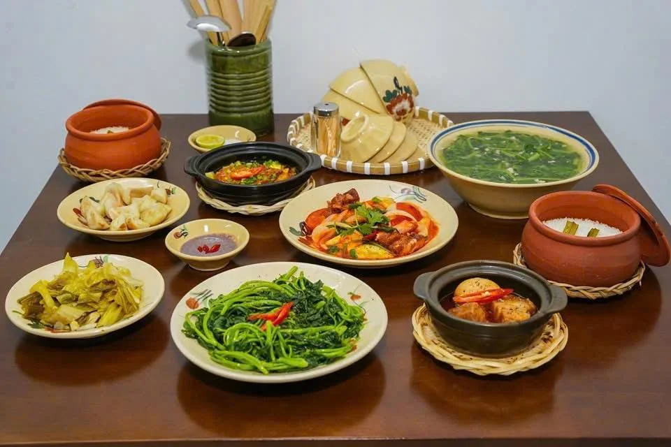 Thưởng thức cơm niêu ngon, đậm chất truyền thống tại cơm niêu Gạo